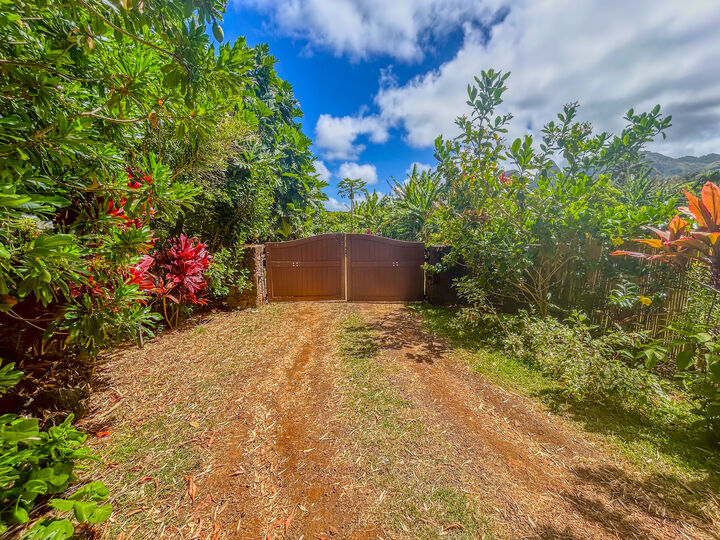 Property Photo:  5085-A Aliomanu Rd  HI 96703 