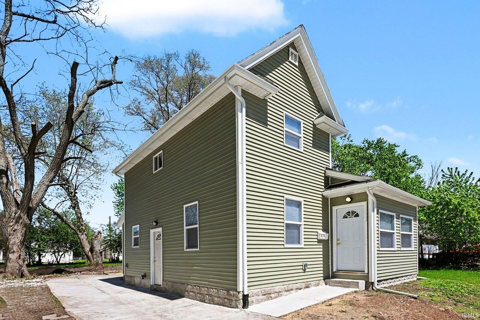 Property Photo:  225 Milton Street  IN 46613 
