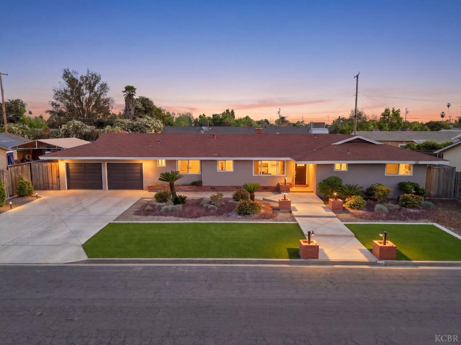 Property Photo:  365 E Sycamore Drive  CA 93230 