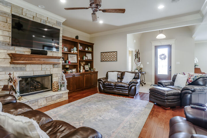 Property Photo:  3804 103rd Street  TX 79423 