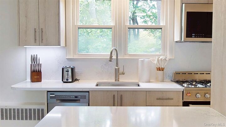 Property Photo:  41 Mountain Avenue 1-2  NY 10928 