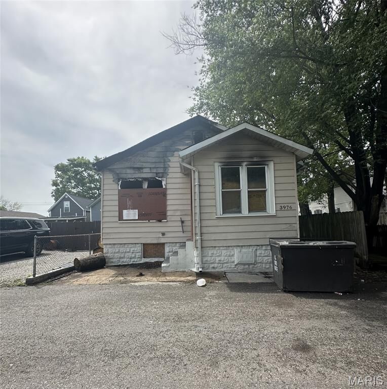 Property Photo:  3976 Eichelberger Street  MO 63116 