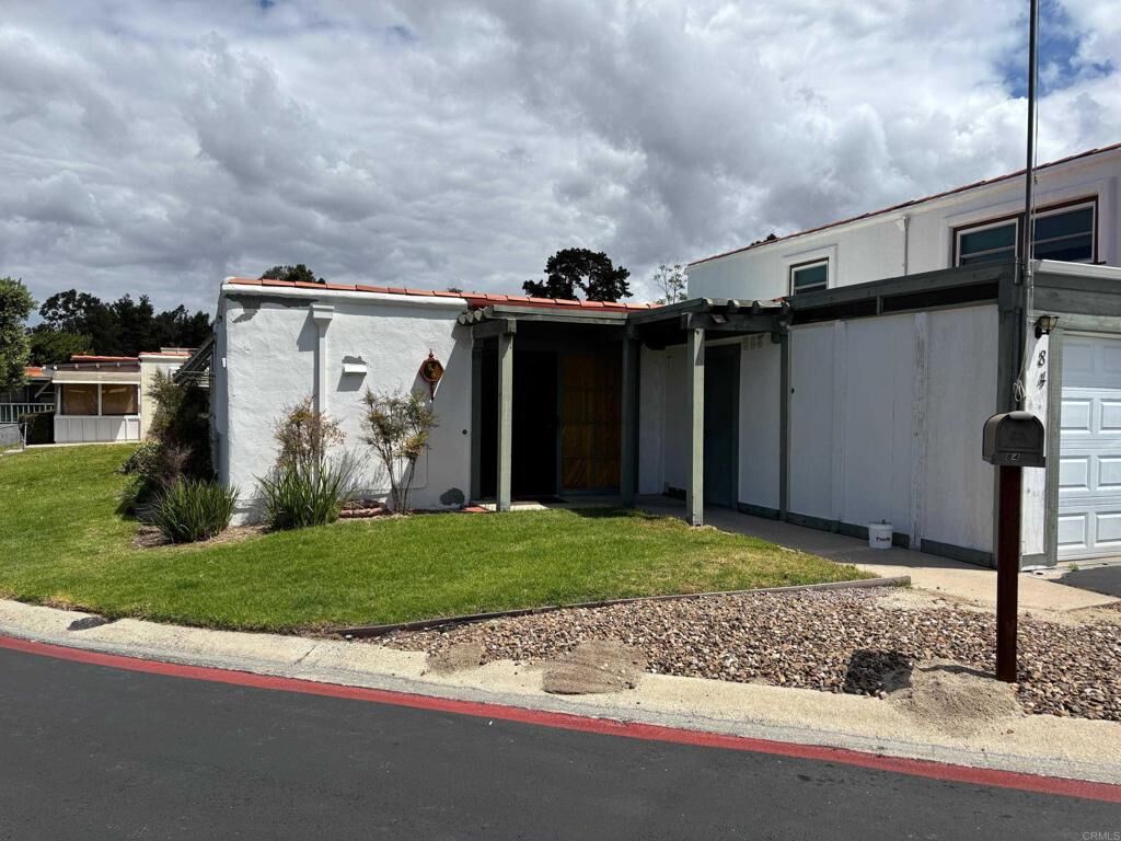 Property Photo:  3621 Vista Campana S 84  CA 92057 