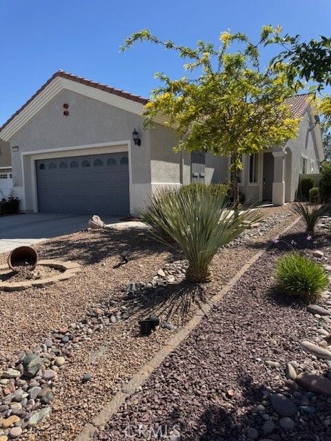 Property Photo:  10485 Glen Oaks Lane  CA 92308 