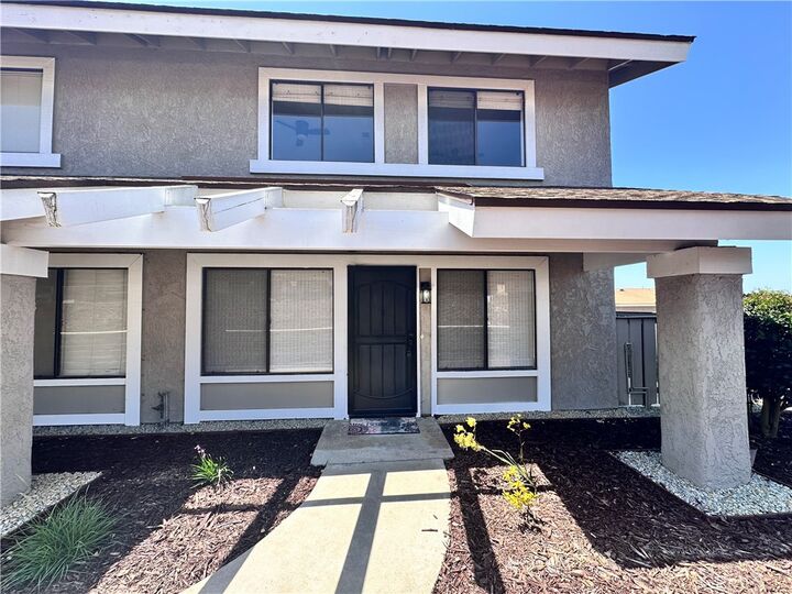 Property Photo:  1153 Sumner Place D  CA 93455 