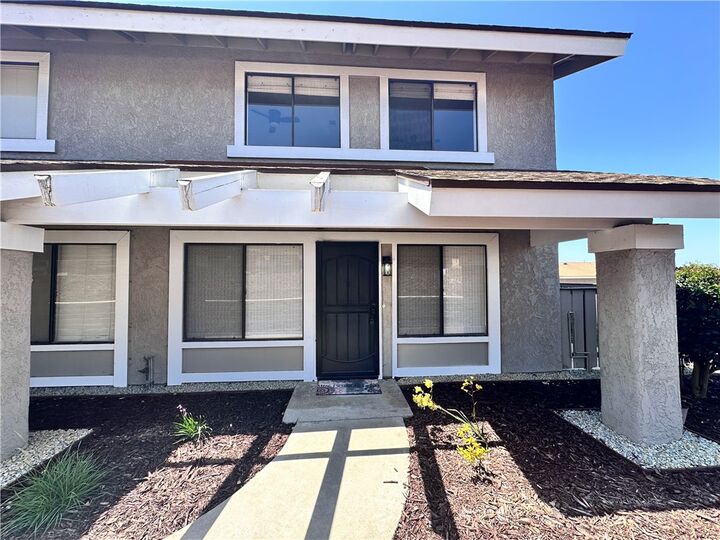 Property Photo:  1153 Sumner Place D  CA 93455 