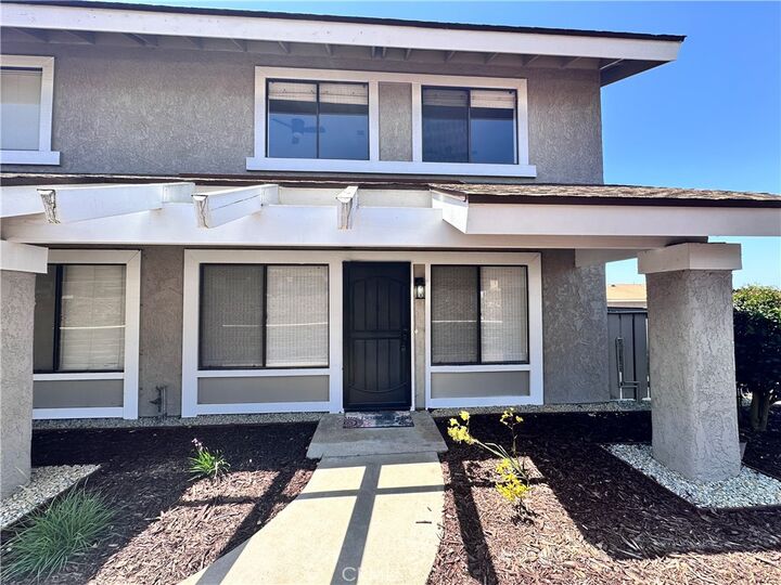 Property Photo: 1153 Sumner Place D CA 93455