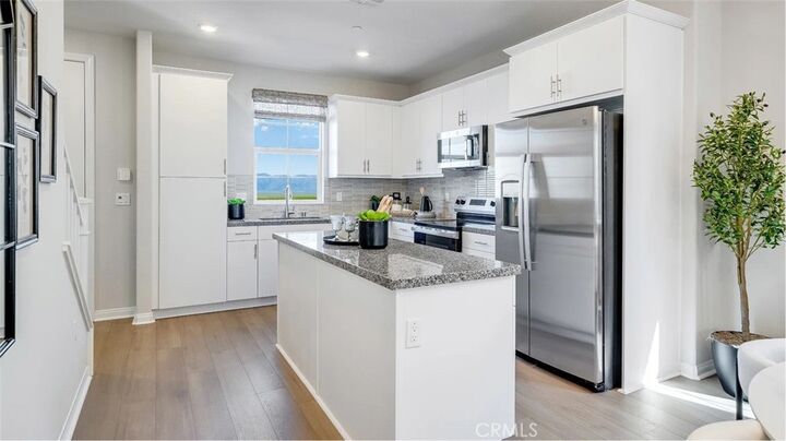 Property Photo:  1279 Galaxy Way  CA 92376 