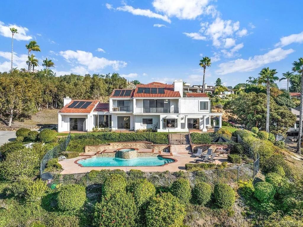 Property Photo:  3230 Piragua Street  CA 92009 