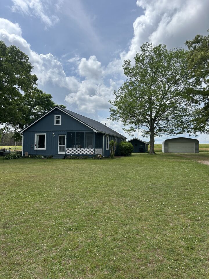 Property Photo:  3655 Waynesboro Hwy  TN 38464 