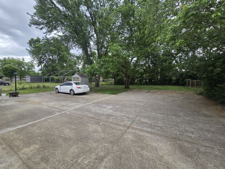 Property Photo:  3017 Buenaview Blvd  TN 37218 