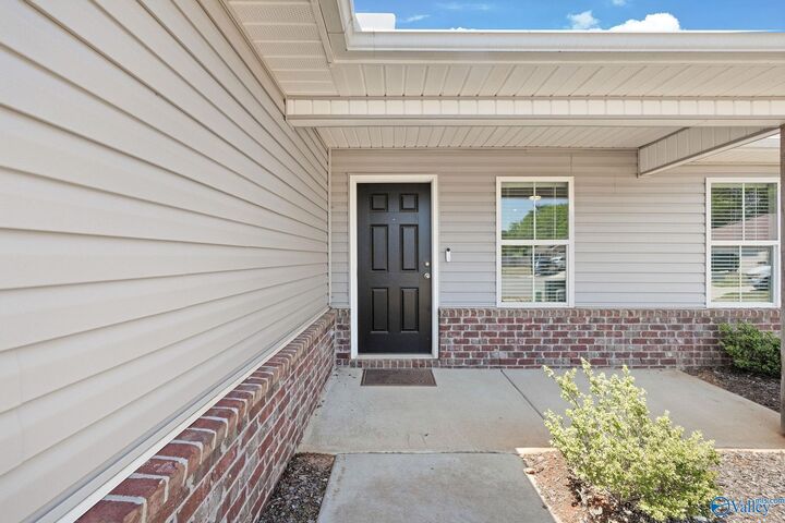 Property Photo:  132 Broughton Street  AL 35756 