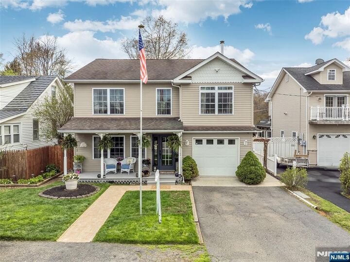 Property Photo:  6 Grove Road  NJ 07438 