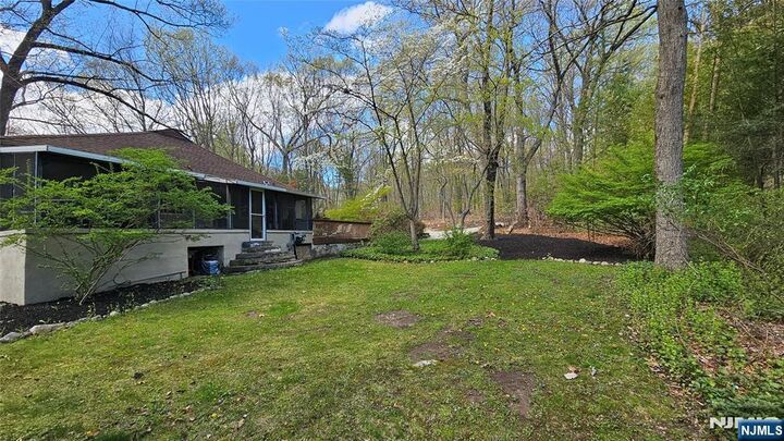 Property Photo:  540 Hamburg Turnpike  NJ 07480 