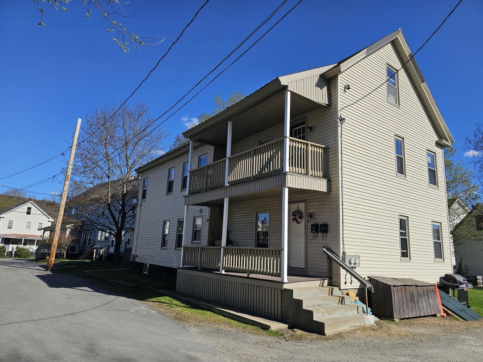 Property Photo:  12 Willow Court  NH 03431 