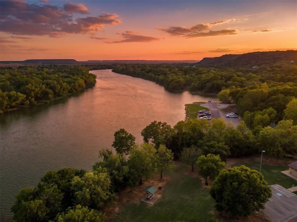 Photo de la propriété:  9509 Valley View Trail  TX 76093 