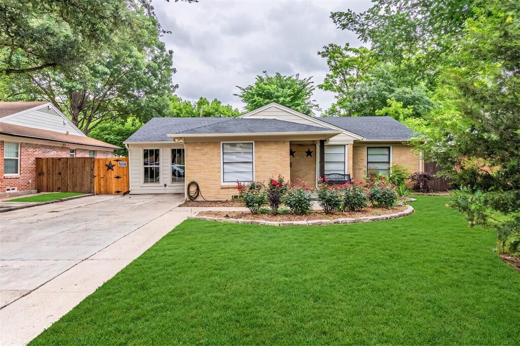Property Photo:  11206 Tascosa Street  TX 75228 