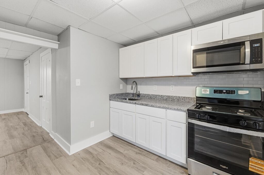 Property Photo:  255 Rodman St 4  MA 02721 
