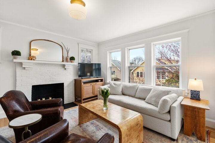 Property Photo:  6 Hawthorne Park 6  MA 02138 