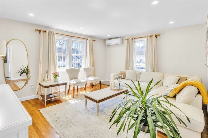 Property Photo:  18 Mayflower Rd  MA 01532 