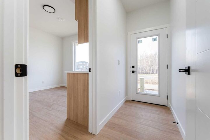 Property Photo: 4909 88 Avenue NE AB T3J 5N8