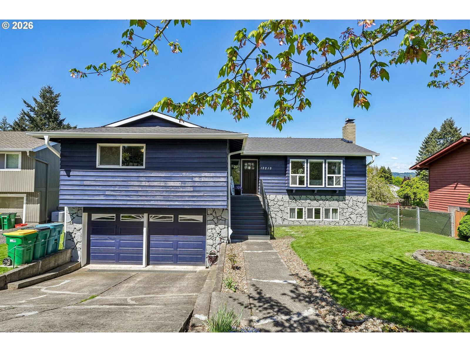 Property Photo:  12215 SW Cresmoor Dr  OR 97008 