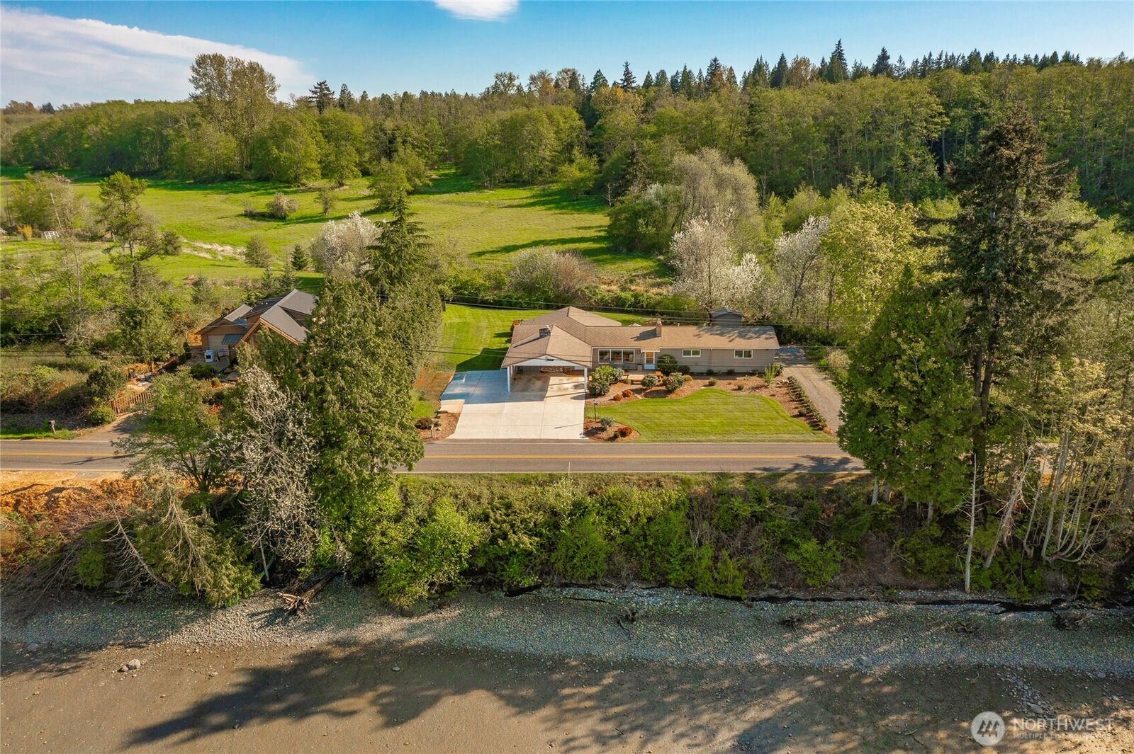 Property Photo:  5097  Drayton Harbor Road  WA 98230 