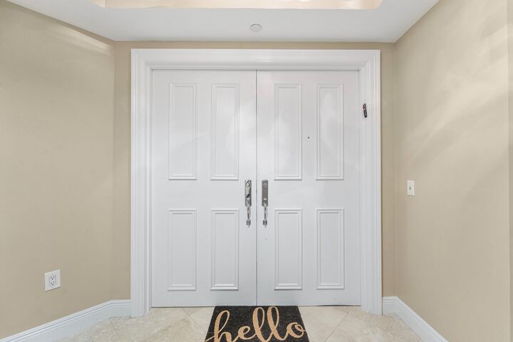 Property Photo:  6000 Island Boulevard 604  FL 33160 