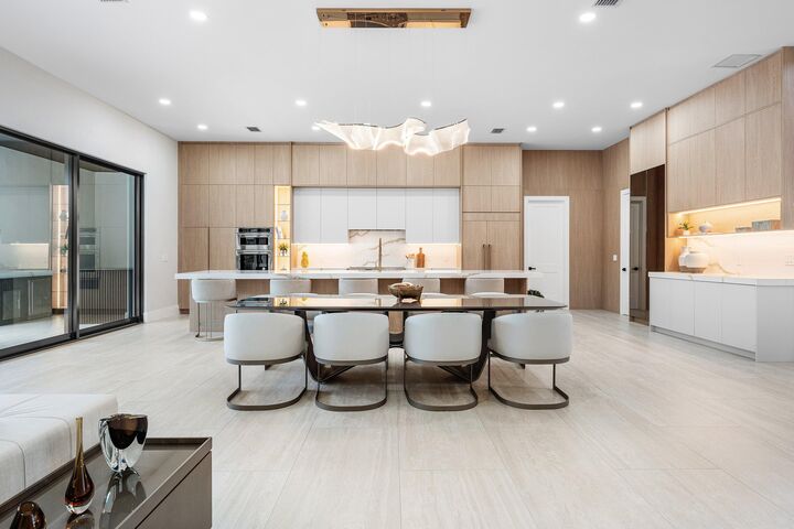 Property Photo:  6602 NW 62nd Terrace  FL 33067 