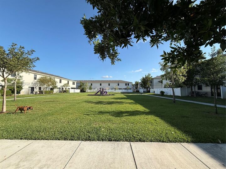 Property Photo:  731 SW 11th St  FL 33034 