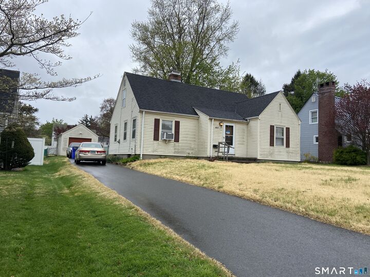 Property Photo:  107 Coleman Road  CT 06109 