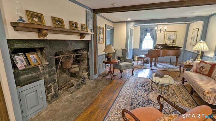 Property Photo:  355 Wall Street  CT 06248 