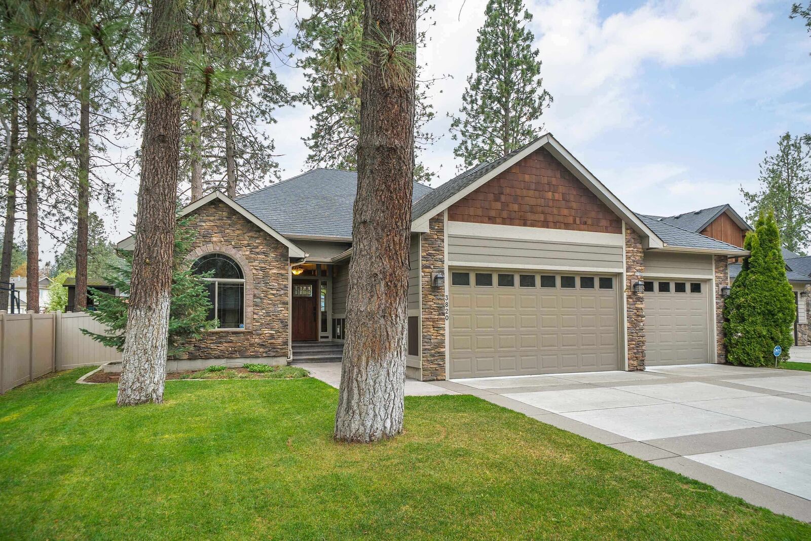 Property Photo:  3820 S Mercy Ln  WA 99206 