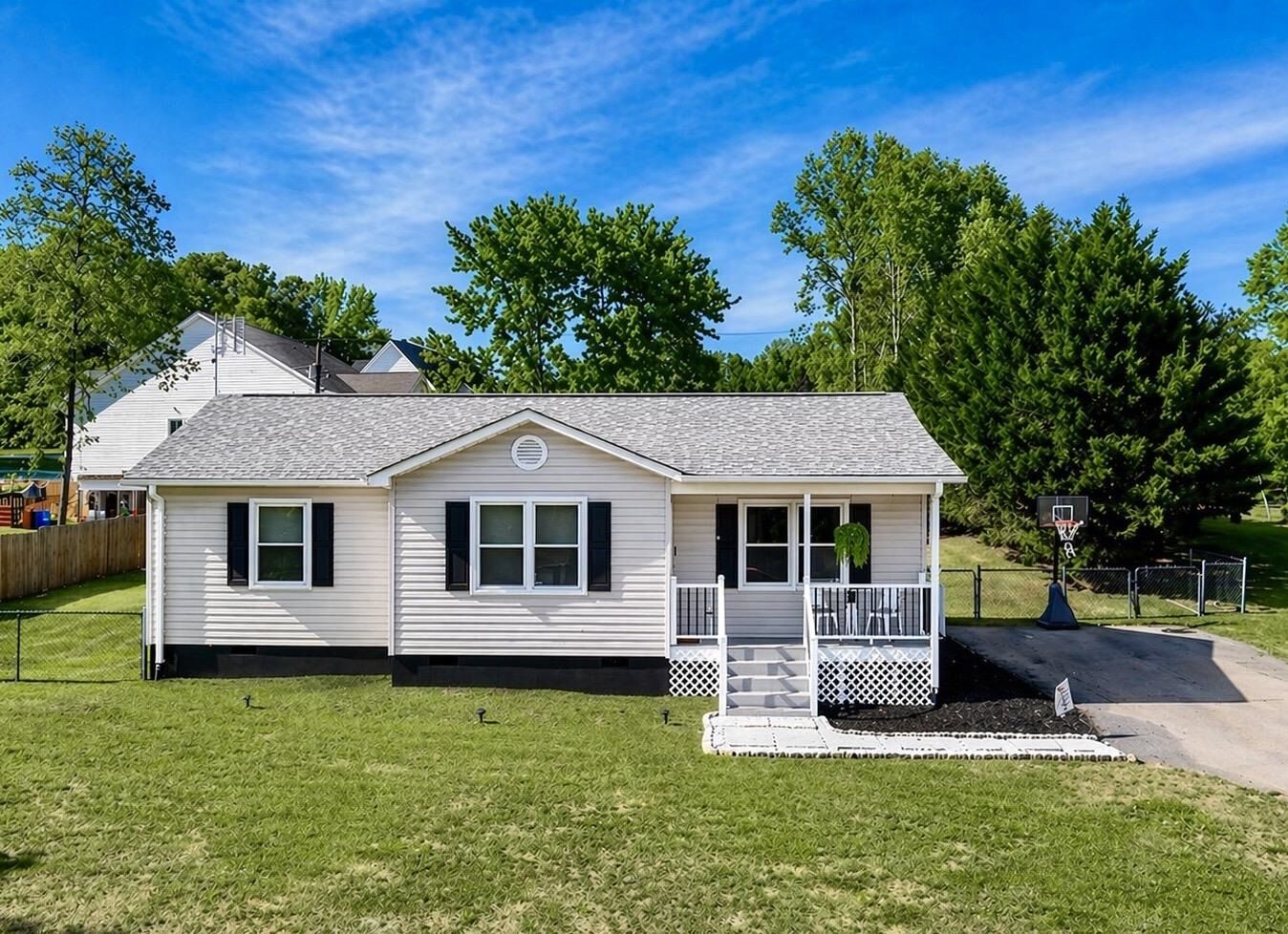 Property Photo:  30 Parsons Road  SC 29388 