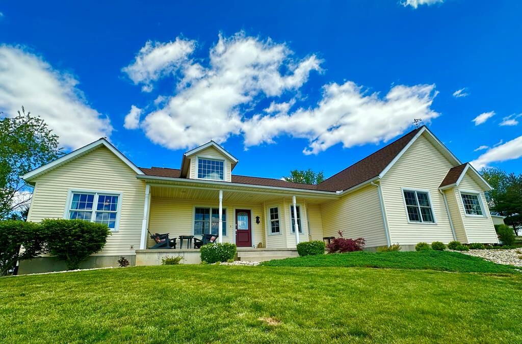Property Photo:  487 Fox Hill Drive  OH 45601 