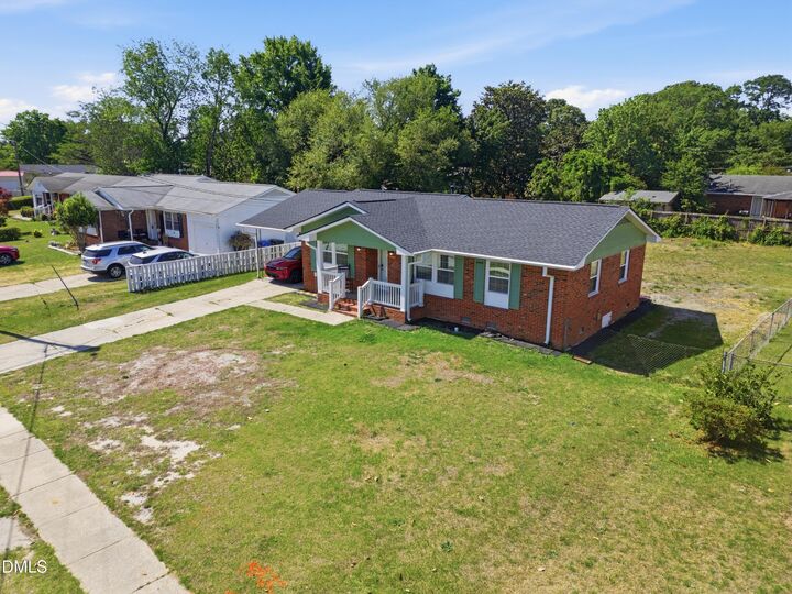 Property Photo:  5509 Ramshorn Drive  NC 28303 