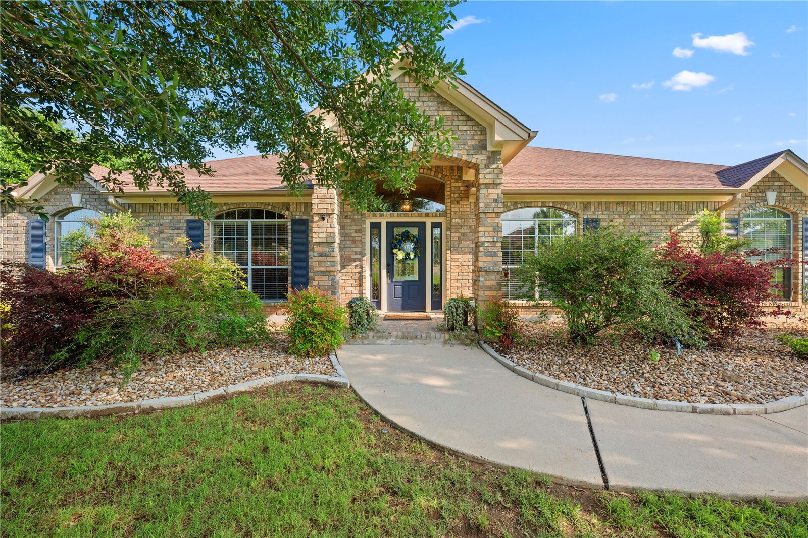 Property Photo:  266 Courtnees Way  TX 78626 