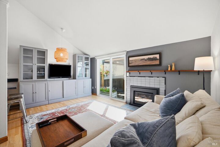 Property Photo:  178 Courtyards  CA 95492 