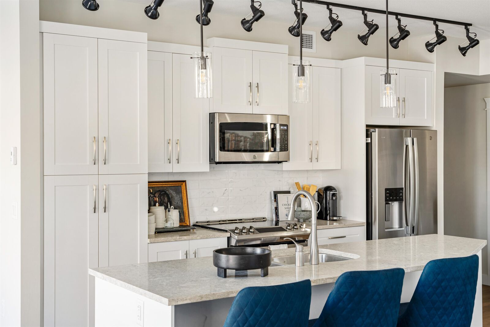 Property Photo: 11063 Ravine Road Road 513 BC V0V 0V0