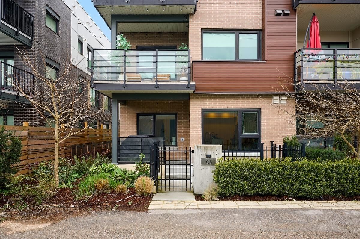 Property Photo: 2666 Duke Street 103 BC V5R 4S9