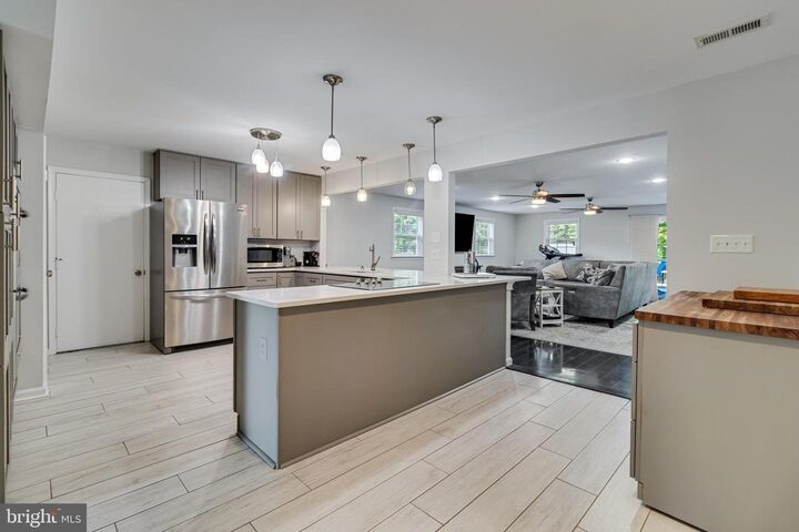 Property Photo: 8980 Spicewood Run MD 20611