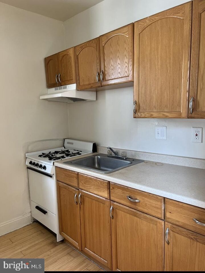 Property Photo:  776 Washington Boulevard 3F  MD 21230 