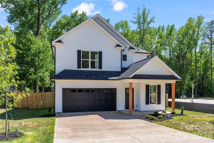 Property Photo:  521 Austin Drive  NC 28213 