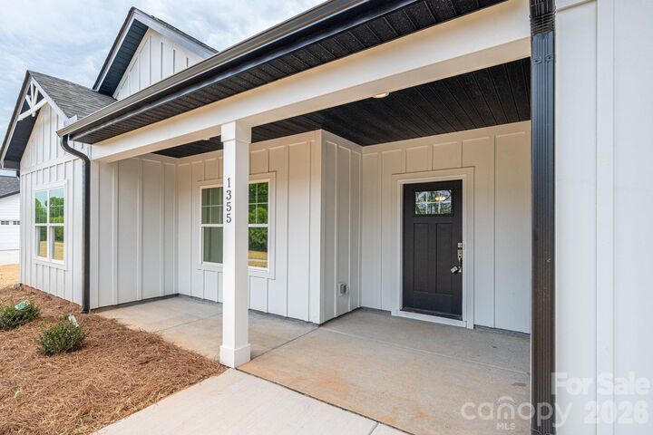Property Photo: 1355 Zeb Haynes Road NC 28650