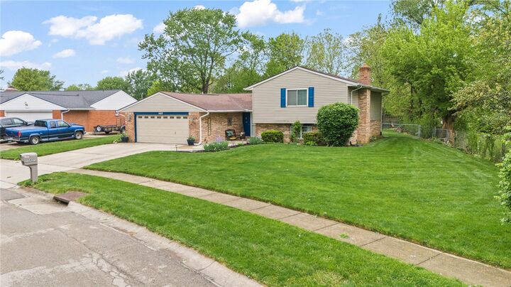 Property Photo:  5457 Woodgate Drive  OH 45424 