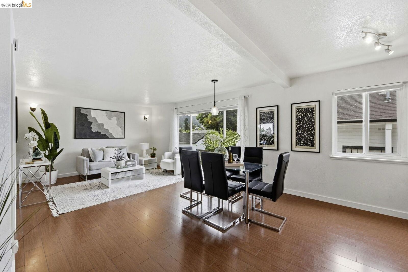 Property Photo:  2450 Palmetto St 4  CA 94602 