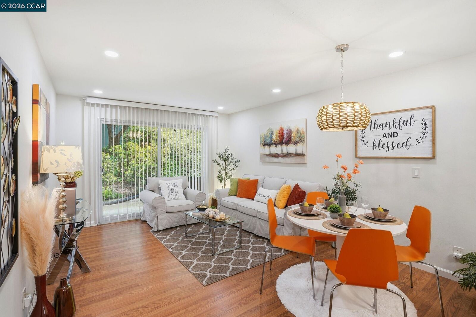 Property Photo:  551 Jean St 104  CA 94610 