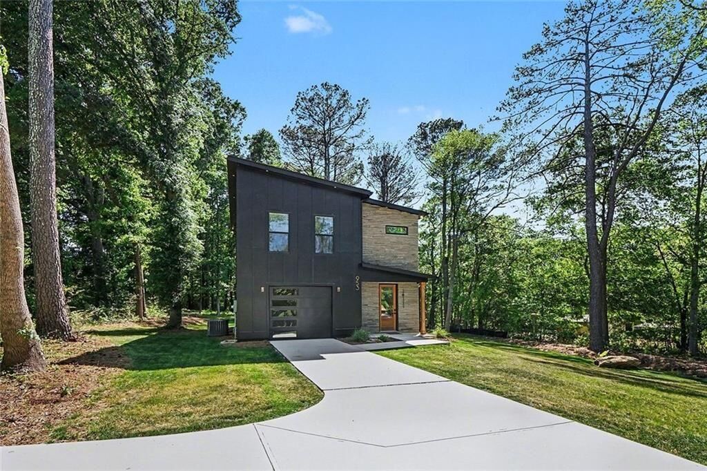 Property Photo:  953 Remington Drive SE  GA 30094 
