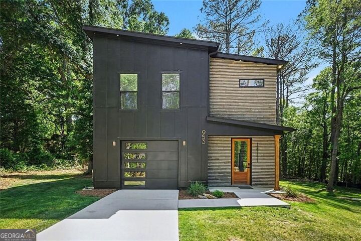 Property Photo:  953 Remington Drive SE  GA 30094 