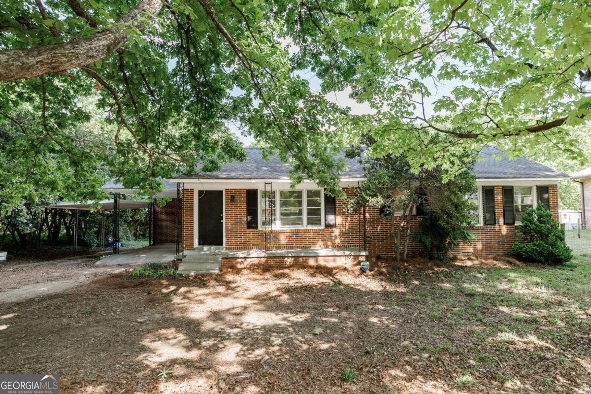 Property Photo:  170 Jefferson River Road  GA 30607 